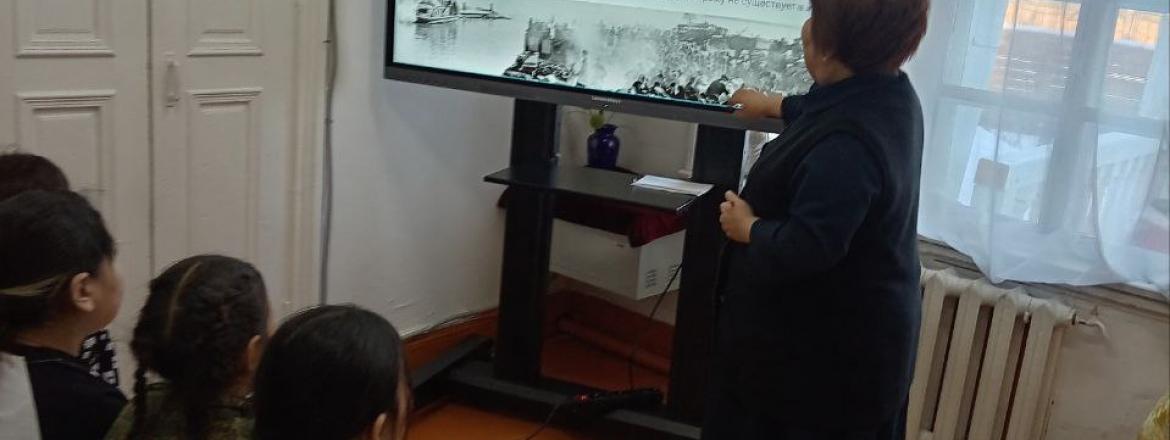 В Новоселенгинском музее декабристов прошло мероприятие, посвященное 82 -летию снятия блокады Ленинграда.