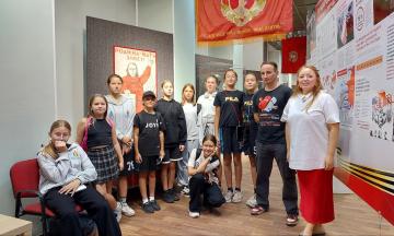 Юные спортсменки посетили выставку «Великая Победа.Сила духа советских людей»