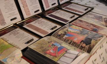 В Музее истории Бурятии состоялась торжественная передача солдатских медальонов, найденных в ходе поисковых работ