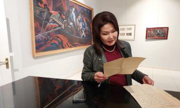 Министр культуры Республики Бурятия посетила выставку «Война и мир Георгия Москалева»