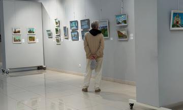 «Пространство этюда»: в Художественном музее им. Ц. С. Сампилова открылась персональная выставка Евгения Болсобоева