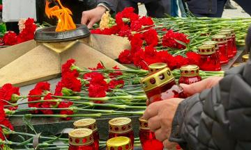 Акция «Свеча памяти» прошла в Улан-Удэ в День памяти и скорби